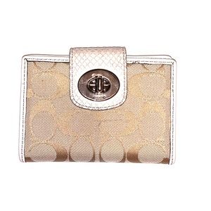 Coach Wallet!